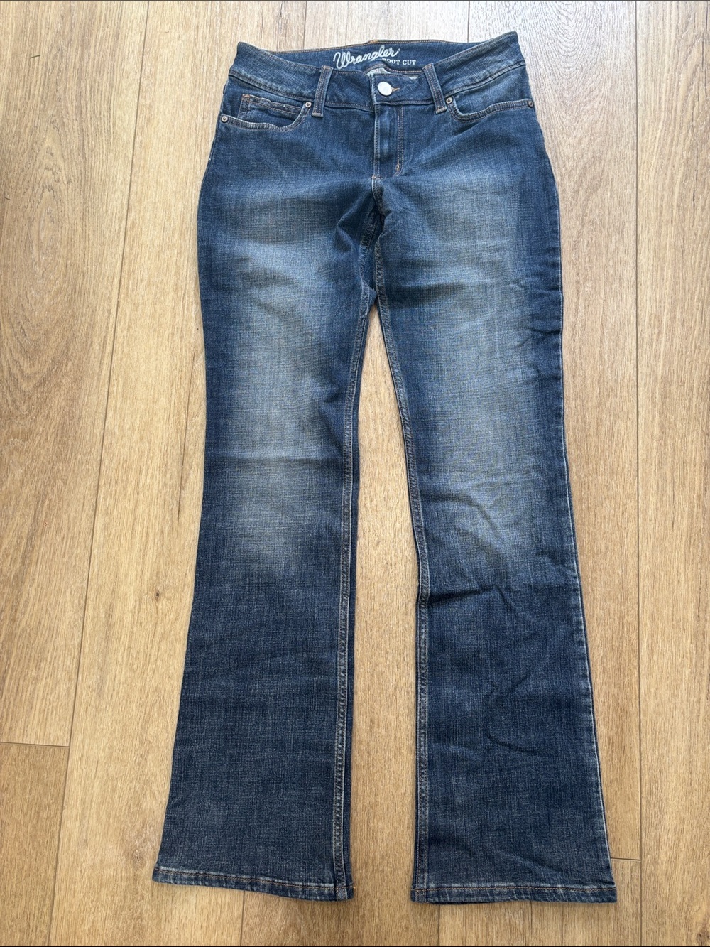 Wrangler Women's Medium Blue Flared Jeans